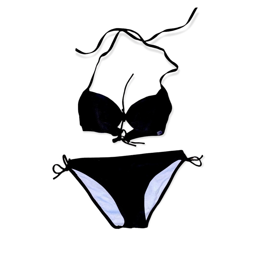 NWT black clamshell bikini supportive halter top & swim bottom set